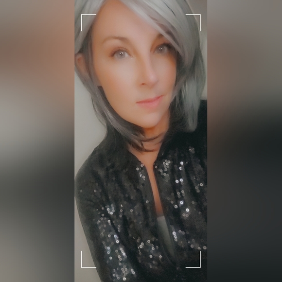 Rene of Paris Sassy Wig - Picture 2 of 6